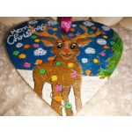 Kézzel festett szív alakú kísérőkártya és hűtőmágnes egyben "Szarvas égővel"